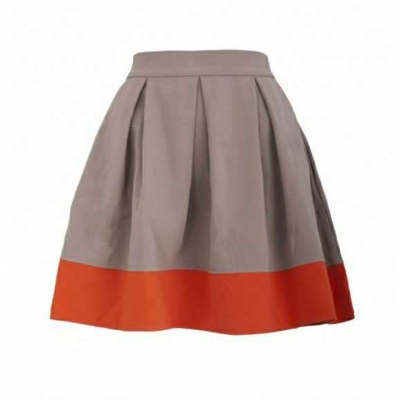 Closet Dresses & Skirts - Closet London Contrast Skirt, POCKETS😍 UK12/US8